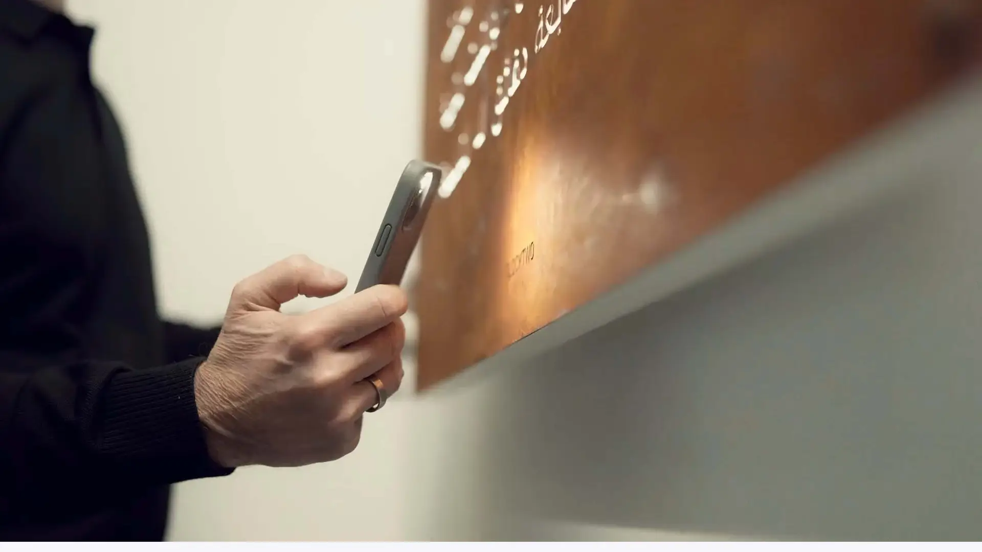 QLOCKTWO Flashsetter App to set the time of the QLOCKTWO objects