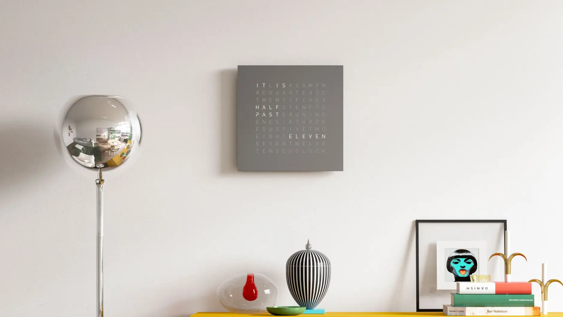 GREY PEPPER EARTH 45, word clock with time in words, english