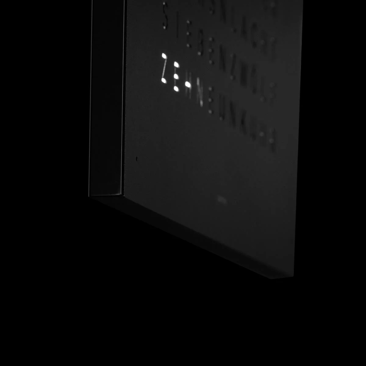 black pepper monochrome detail